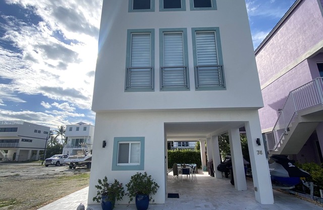 Florida Keys Resort-Style Home