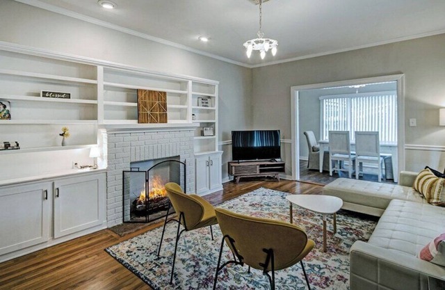Fondren N. Neighborhood | Location Near Hospitals
