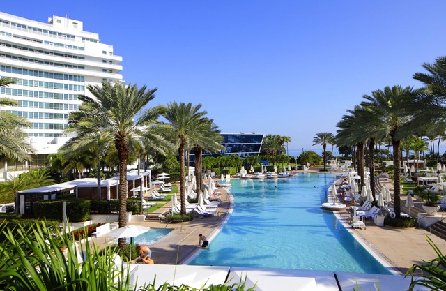 Fontainebleau Miami Beach Private Luxury Suites
