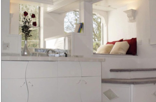 FOR ROMANTICS AND ARTISTS! So peaceful at night, you can hear the stars!