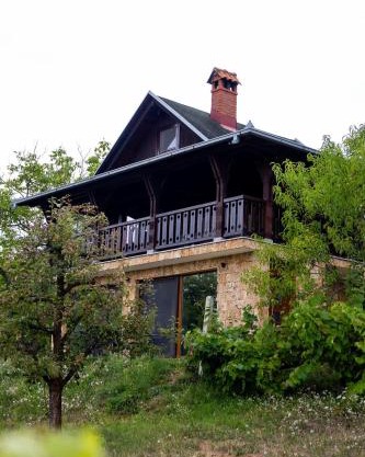 Forest Heaven Retreat with jakuzz