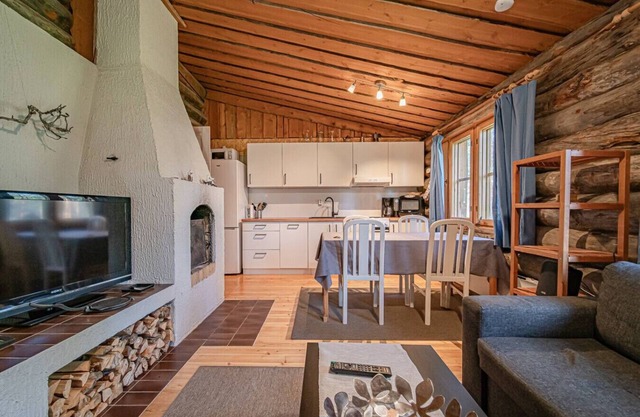 Forest Hideaway by Aavalevi Holidays