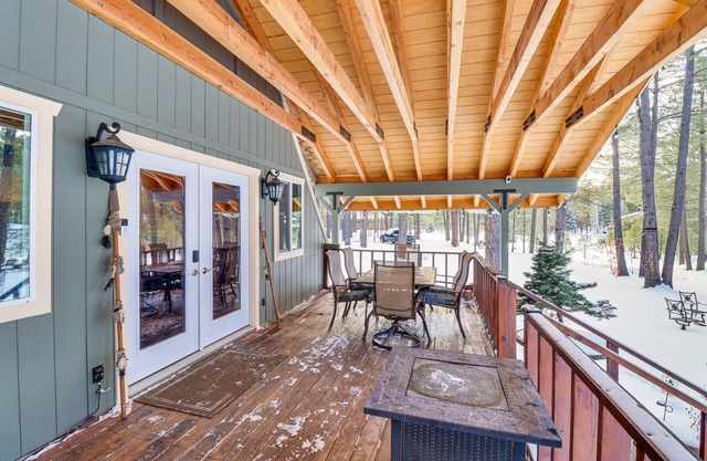 Forest Lakes Estates Gem Near Willow Springs Lake!