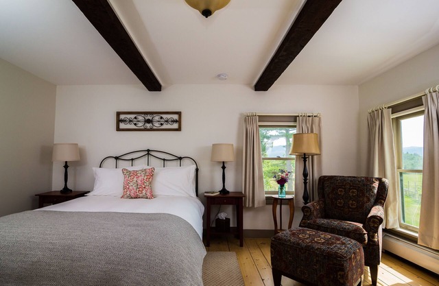 Forest Suite - 2 OR 3 Rooms + Bath