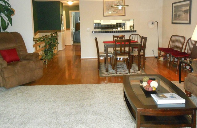 Forest View Home With Wifi and BBQ on the Deck - Unit 449 by Redawning
