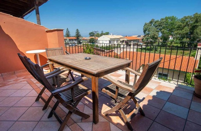 Fotios Roof apartment