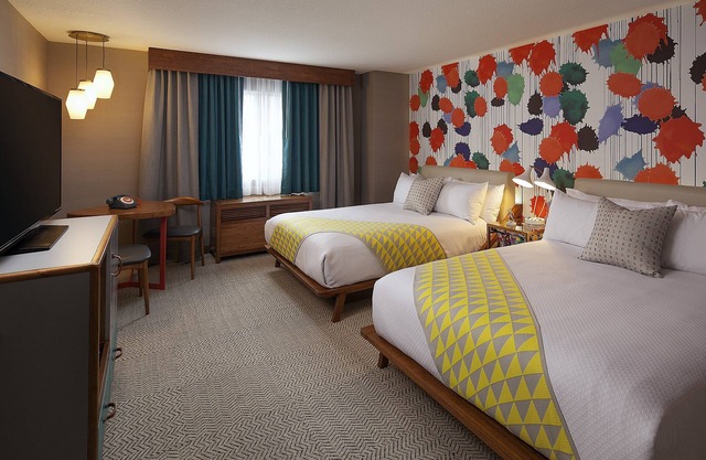 Four City View Units, Onsite Parking, Pool, Short Drive to Hammer Museum!