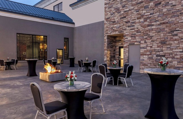 Four Points by Sheraton Bentonville