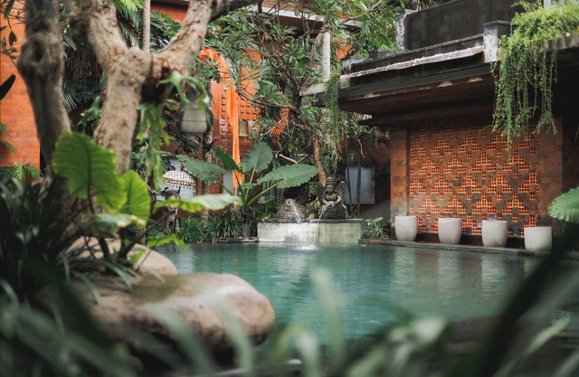 Fourteen Roses Boutique Hotel Legian