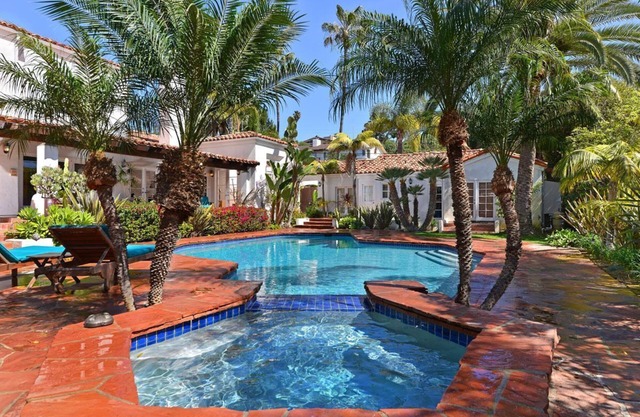 FOURTH OF JULY NOW AVAILABLE-OCEAN VIEW VILLA WITH POOL AND PIZZA OVEN