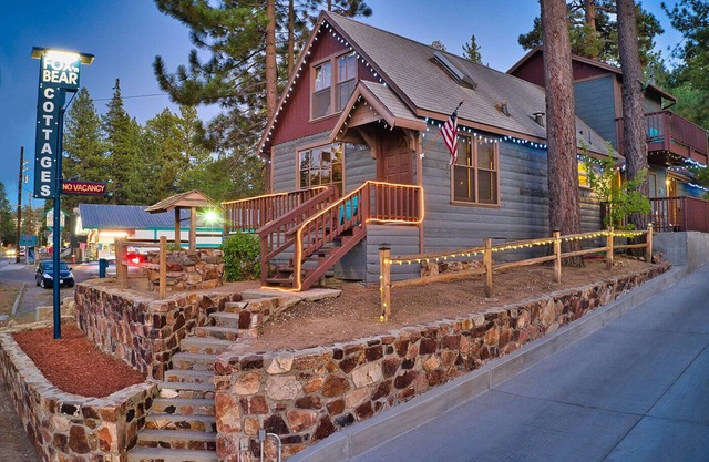 Fox Bear Cottages Big Bear