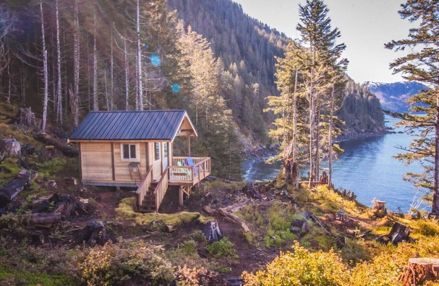 Fox Den Cabin at Granite Point