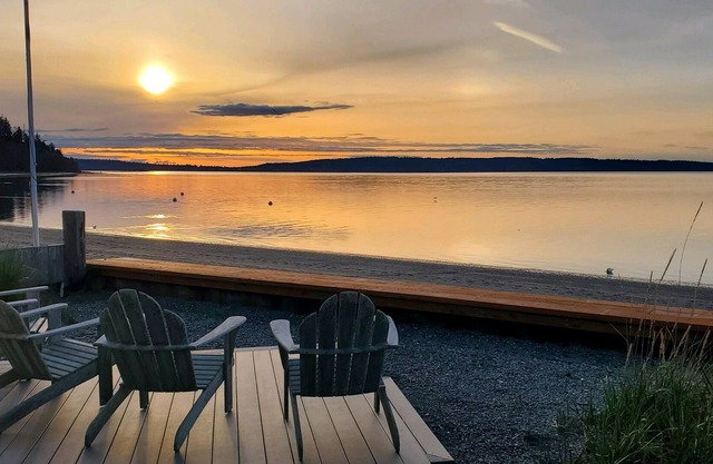 Fox Spit Bungalow - Waterfront | Views