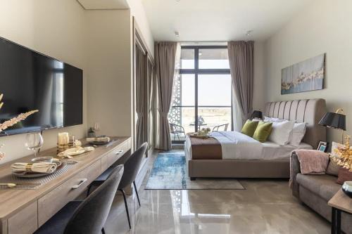 Frank Porter - Majestique Residence 2