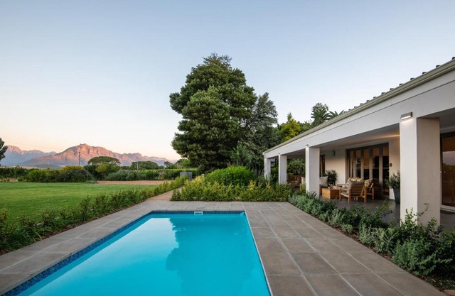 Fransmanskraal Accommodation - Luxury Stellenbosch Farm Villa