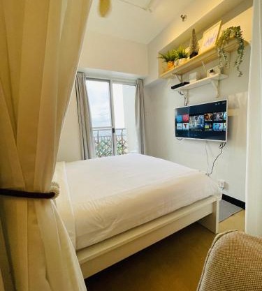 Free Car Parking - Sheridan North 1BR Apt near BGC