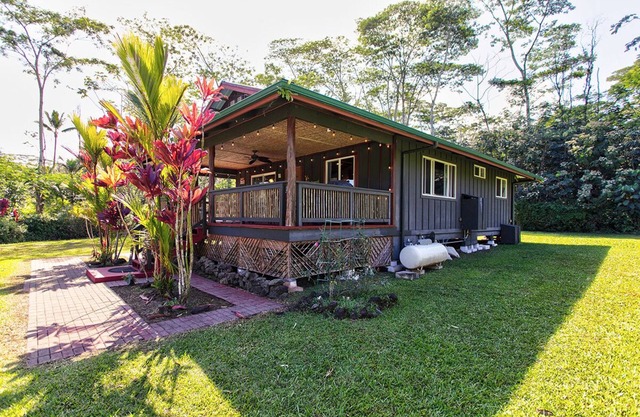 FREE Cleaning at this Hawaiian Paradise Home