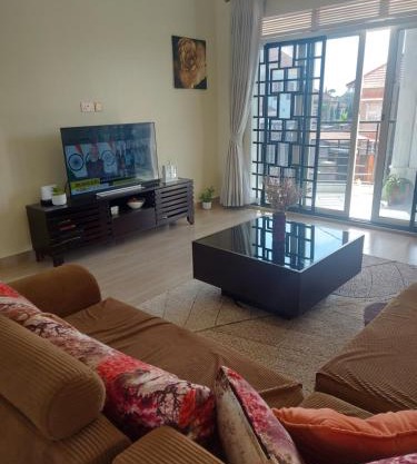 Freeve Suites Akright City Bwebajja