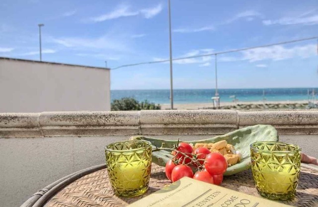 Front Beach Torre Mozza