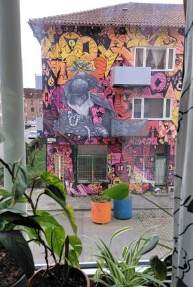 Full Apartment