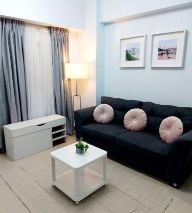 Fully-Airconditioned 2-BR Unit near BGC