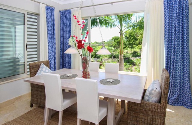 Fully equipped apartment overlooking golf course at luxury beach resort