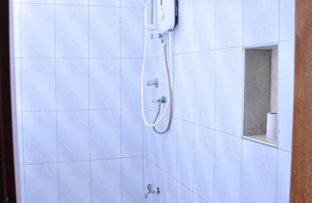 Fully Furnished 2 bedroom Apartment available for rent. Short and Long stays.