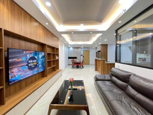 Fully furnished apartment - SECC