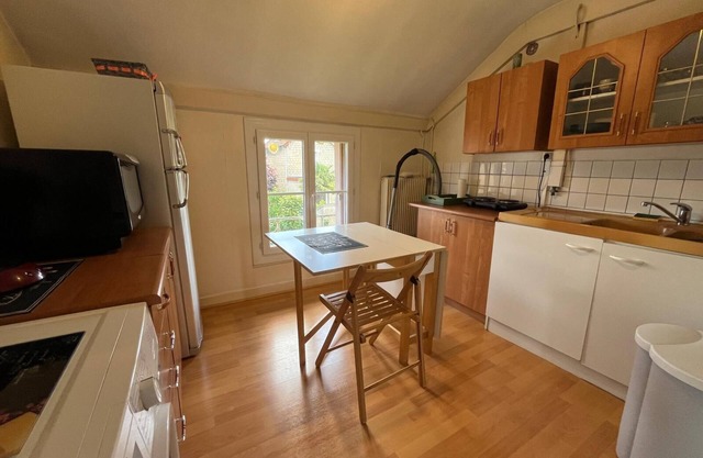 Furnished apartment Fin d'Oise - Quiet neighborhood (200m RER A/SNCF train station)