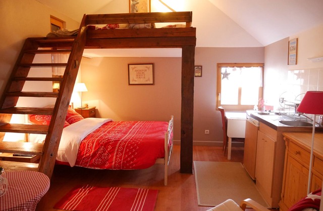 Furnished room Kirsch