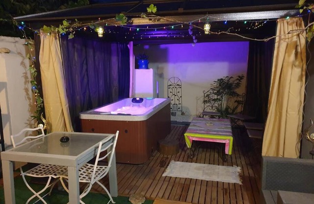 Gîte Cosy tout confort avec jacuzzi Nid d'Amour