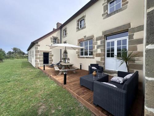 Gîte de charme à Rocles avec jeux extérieurs et confort moderne - FR-1-489-546