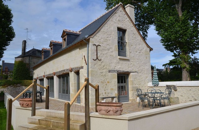 Gîte de l'Abreuvoir, in the heart of Azay le Rideau