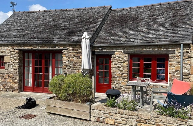 Gîte for 2 people in Baie de Morlaix, Finistère, Brittany.