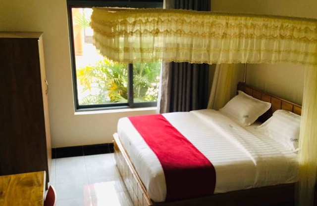 Galaxy Country Club & Hotel