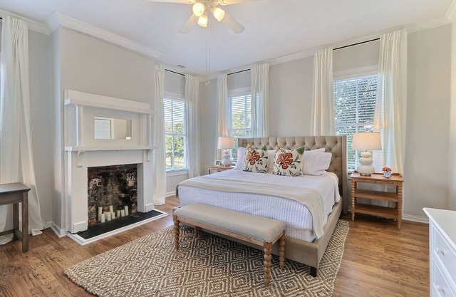 Gallery Stays - Parkside Estate