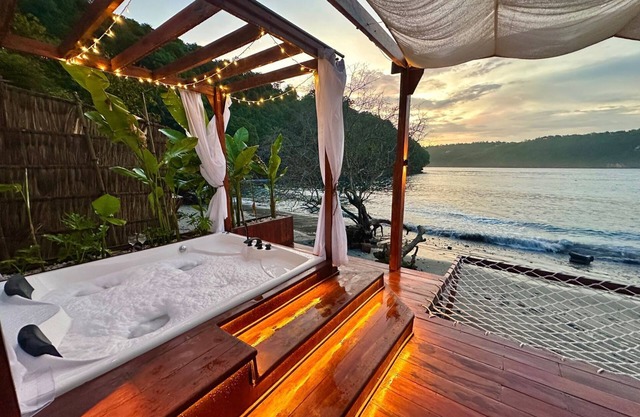 Gamat Bay Resort