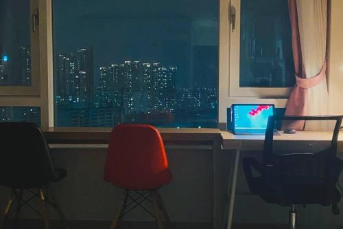 Gangnam Garosu-gil Sinsa and Han river