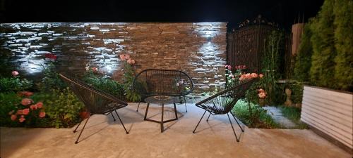 Garden Apartment