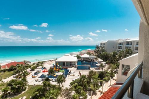 Garden level with partial ocean view hotel zone