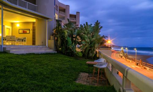 GARDEN ON THE BEACH
