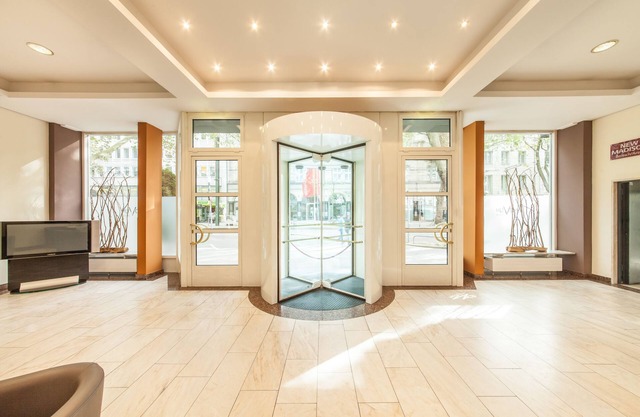 Garner Hotel Dusseldorf Main Station by IHG