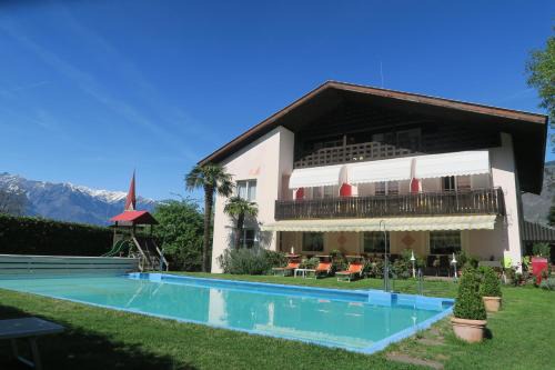Garni Hotel Burgleitenhof