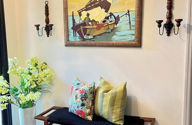 Gated Cozy 3BdRm Cottage