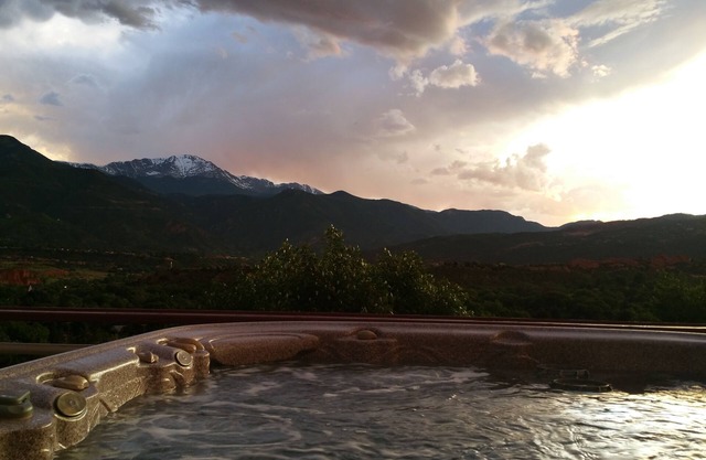 Gateway To Pikes Peak, Garden Of The Gods, Manitou Springs, Old Colorado City