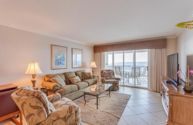 Gateway Villa 796, 2 Bedrooms, Sleeps 6, 7th Floor, Gulf Front, Heated Pool