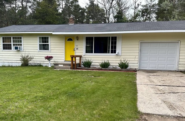 Gaylord 3 Bedroom Home with Private Backyard