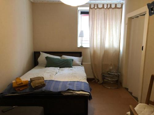 Gemütliches möbliertes Zimmer mit Gartenzugang in Krempe nahe Hamburg