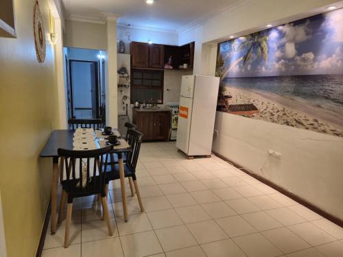 Gem apartment, SDE center