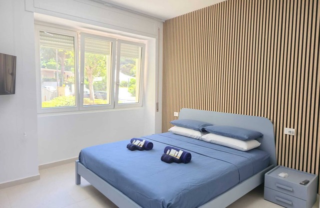Geneva House: luxury beachfront apartment with parking space and renowned view
